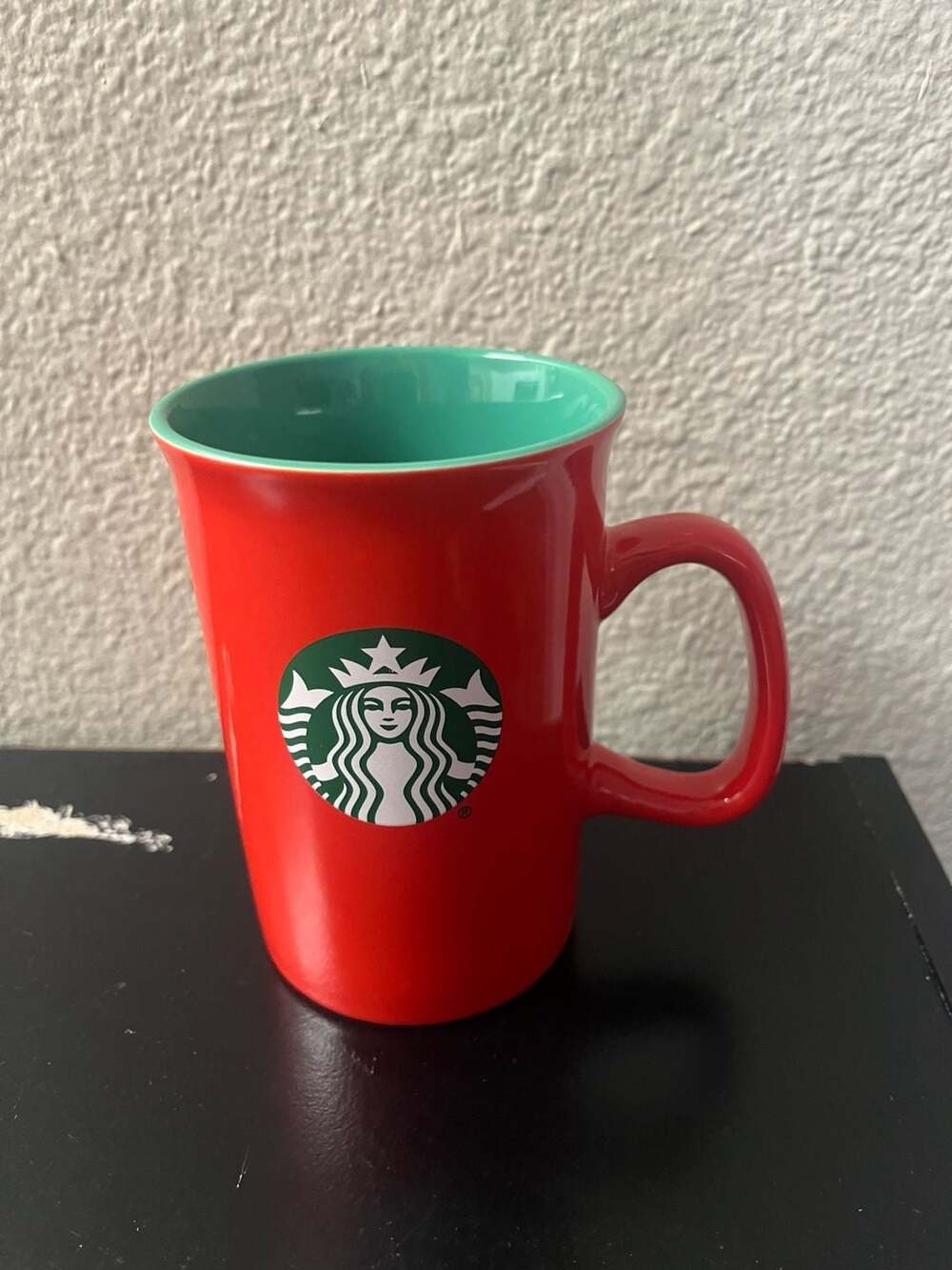 Starbucks Christmas Red And Green 10 oz Coffee Mug